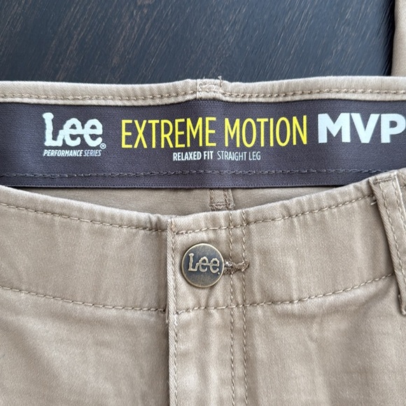 Lee Men's Tan Pants EUC - Picture 2 of 4
